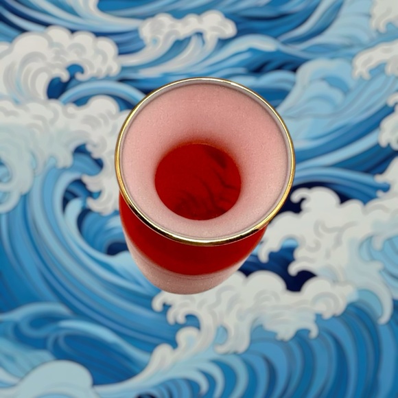 ✨VINTAGE✨Enesco Import Japan orange/red glass vase with a gold wheat design - Picture 5 of 6